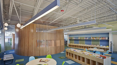 华盛顿五家新建公共图书馆的第一座正式开放3