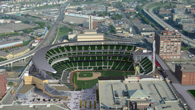 Populous设计的美国明尼苏达棒球场开放1