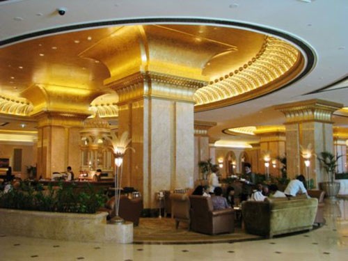 40吨黄金打造的八星级酒店2