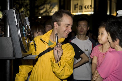 教小朋友玩video-turntable