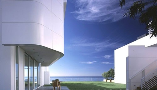 加州美丽的白色海滩别墅设计6