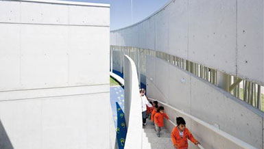 Giancarlo Mazzanti设计哥伦比亚波哥大的一座幼儿园 3