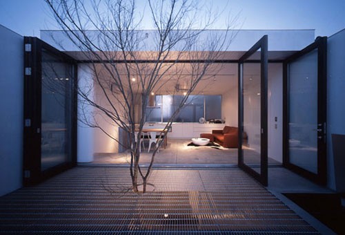 创意私密空间 日本的黑色玻璃屋2