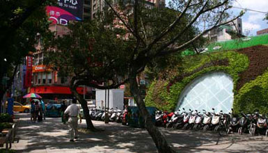 Budi Pradono事务所设计台北“植物楼”1