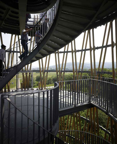 德国建造23.5米高的园艺展览会瞭望塔4