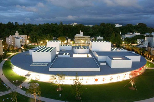 金泽21世纪美术馆，日本石川