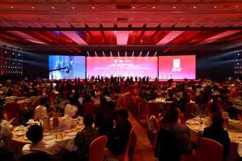 2010第四届“中国厨卫百强企业”诞生，千余名设计师见证5