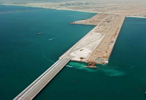 “现代工程和建筑公司”获得阿布扎比港口合同