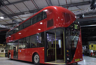 Heatherwick设计的伦敦新巴士造型亮相 2