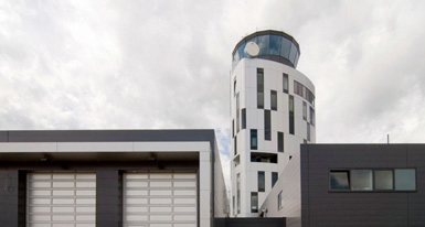 奥地利采尔特维克机场建造新的交通管制塔兼消防站3