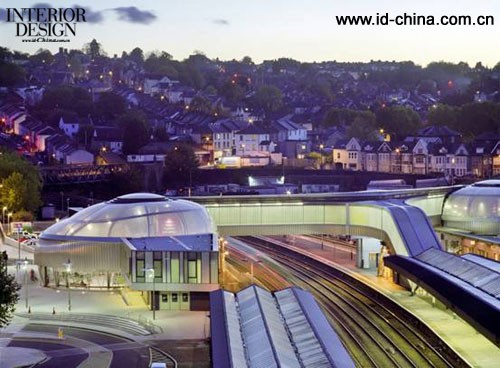 Grimshaw设计威尔士新港交通站-1