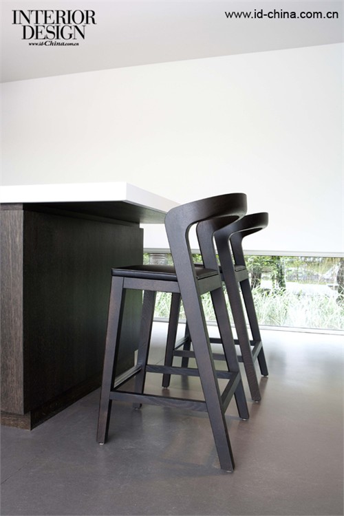 2011巴黎家居装饰博览会-家具新品-椅子10