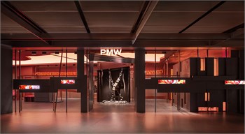 PMW 成都店，一场时空失真的感官体验